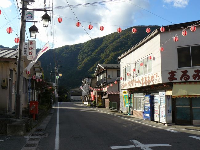 ���m�q����E������