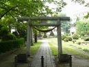 板倉神社（福島市）参道に設けられた石鳥居