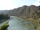 満願寺境内から見下ろす阿武隈川の眺望