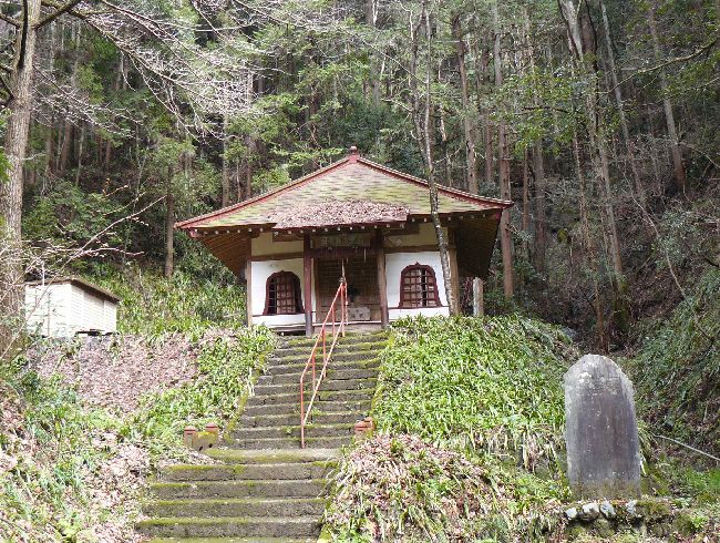 ����s����