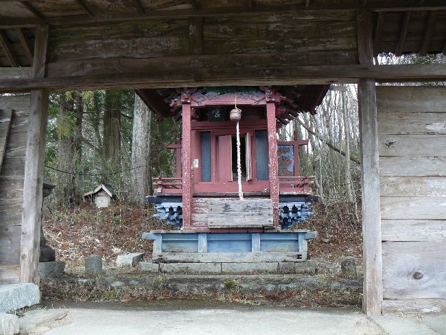 ���򔪔��{