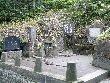 飯盛山：飯沼貞雄の墓
