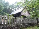 土津神社本殿と石造玉垣