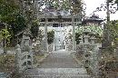 相馬太田神社参道から見た石造神橋と石造鳥居、石燈籠