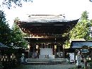 伊佐須美神社随身門は端正な意匠で格式が感じられます