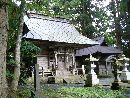 大山祇神社大木越に見える拝殿左斜め前方の画像