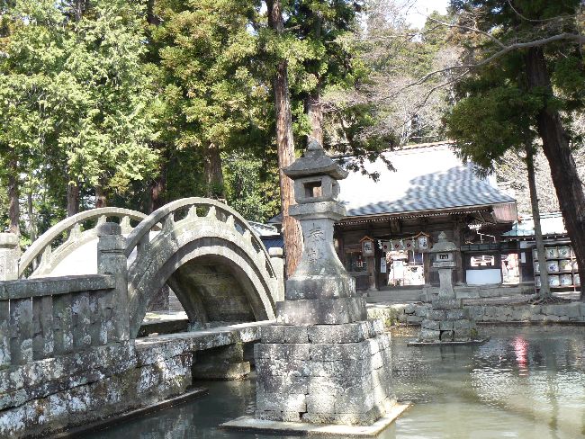 �����_��