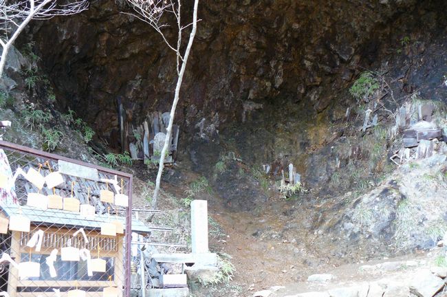 �R�{�s����