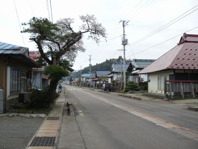 ���͊X���F�ԒÏh