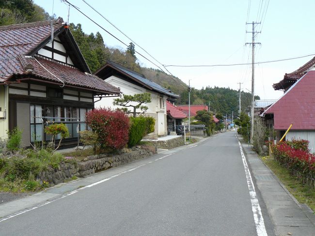 ���͊X���F�]�ԏh