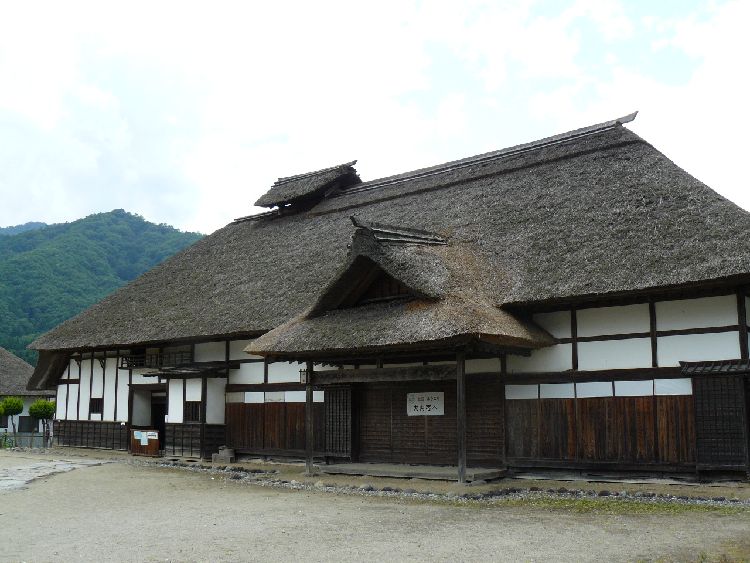 ����h�E�{�w